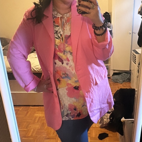 Pink Blazer - Picture 2 of 5